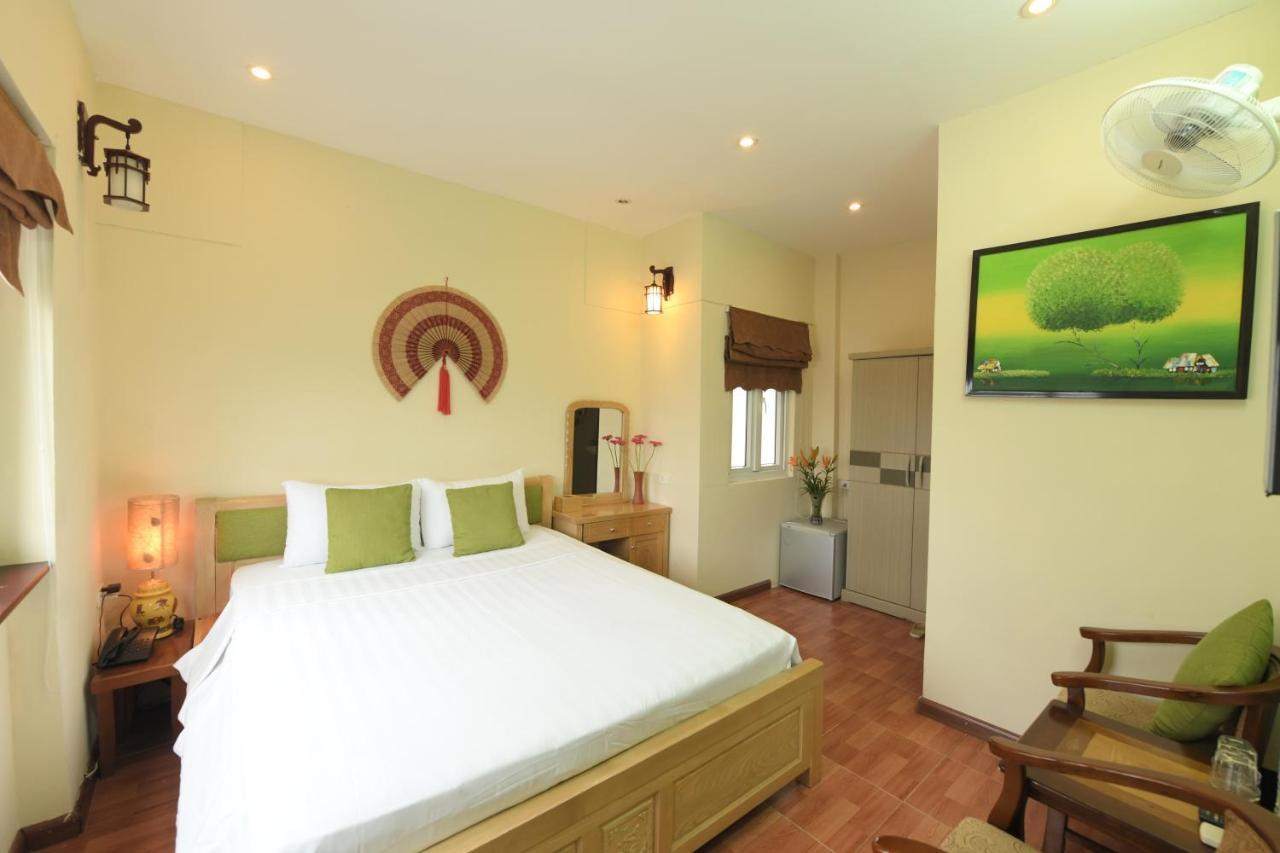 Holiday Lakeview Hotel Hanoi Exterior photo